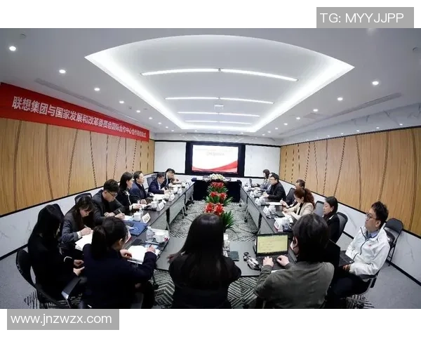 重庆羽毛球队的团队协作与默契配合深度探讨与分析 重庆羽毛球队的团队协作与默契配合深度探讨与分析