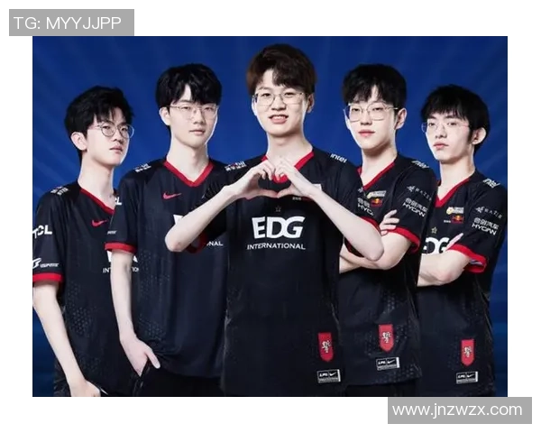 世界冠军杯点评：EDG的团队协作表现
